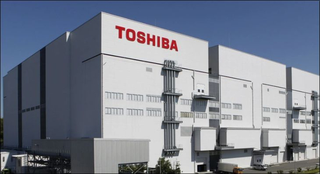 Máy lọc nước Toshiba với cơ chế thay lõi nhanh tiện lợi