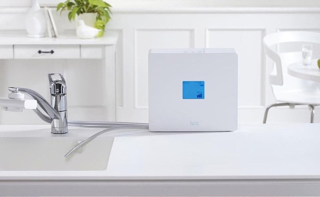 Trim Ion Gracia với thiết kế vòi nước kết hợp bộ điều khiển cảm ứng